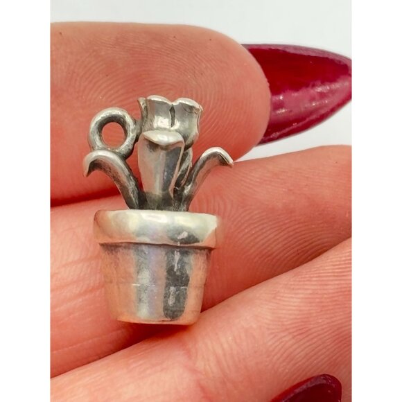 James Avery Retired 925 Sterling Silver Potted Flower Charm - Picture 5 of 6